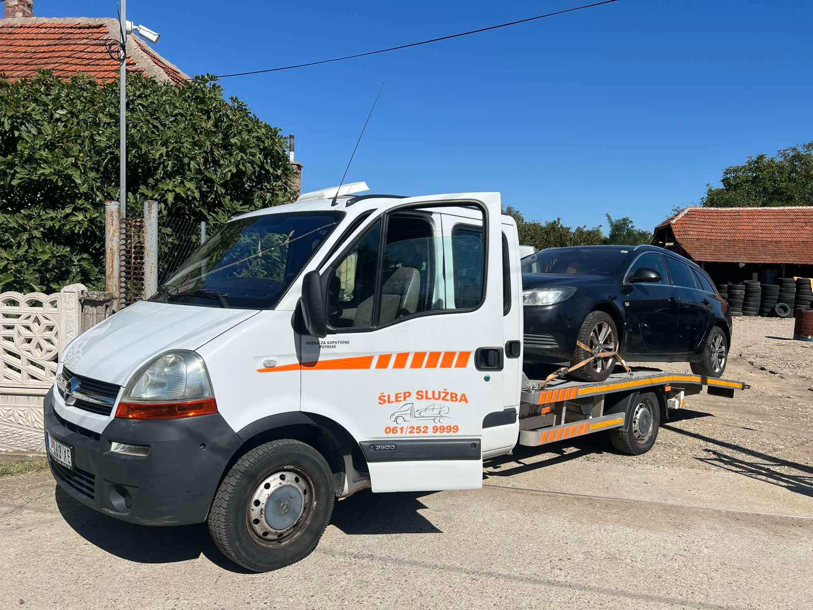 Šlepanje putničkog automobila u Aleksincu